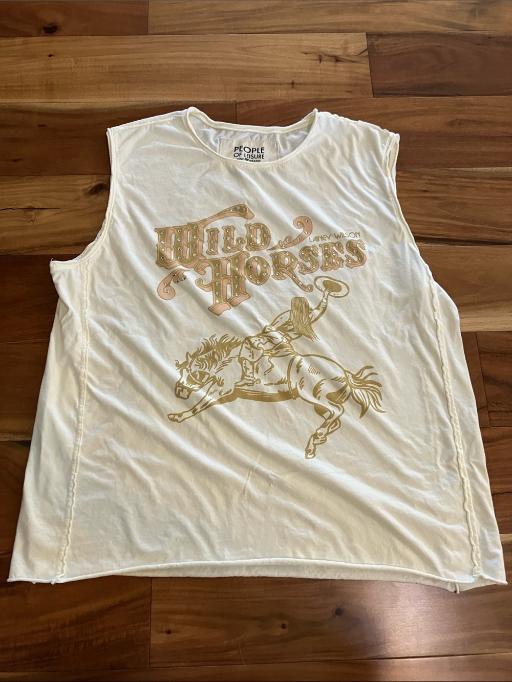 People of Leisure Lainey Wilson Wild Horse graphic tank top rhinestone Sz Small